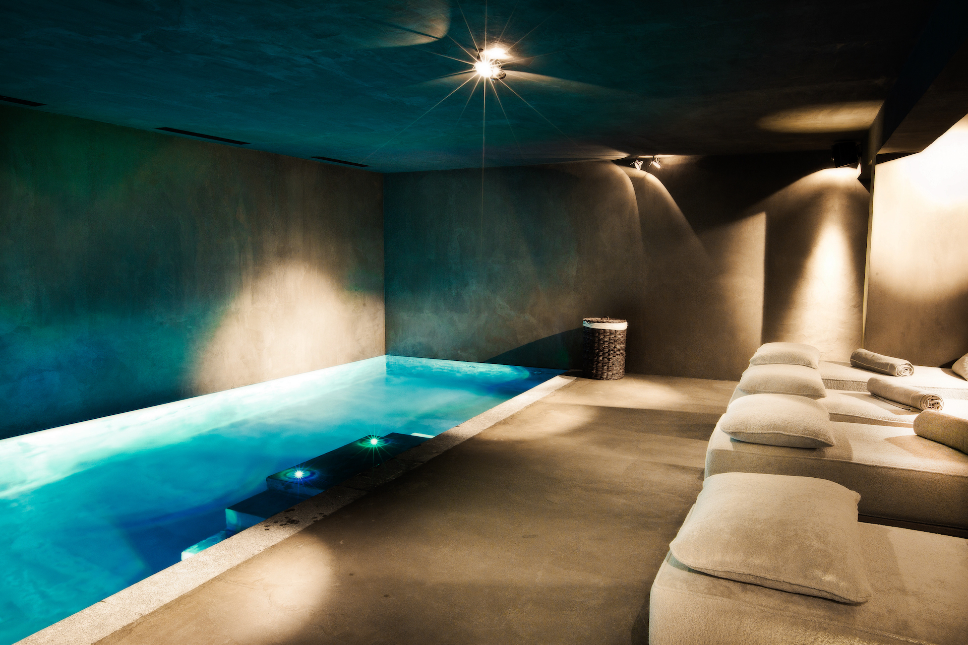 Indoor pool at Zanier le Chalet in Megève