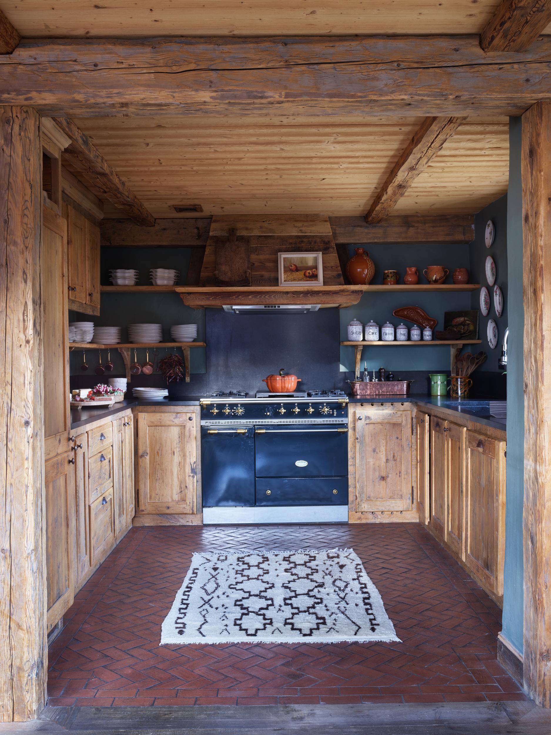 Simon Upton Interiors & Portraits Simon Upton Interiors & Portraits