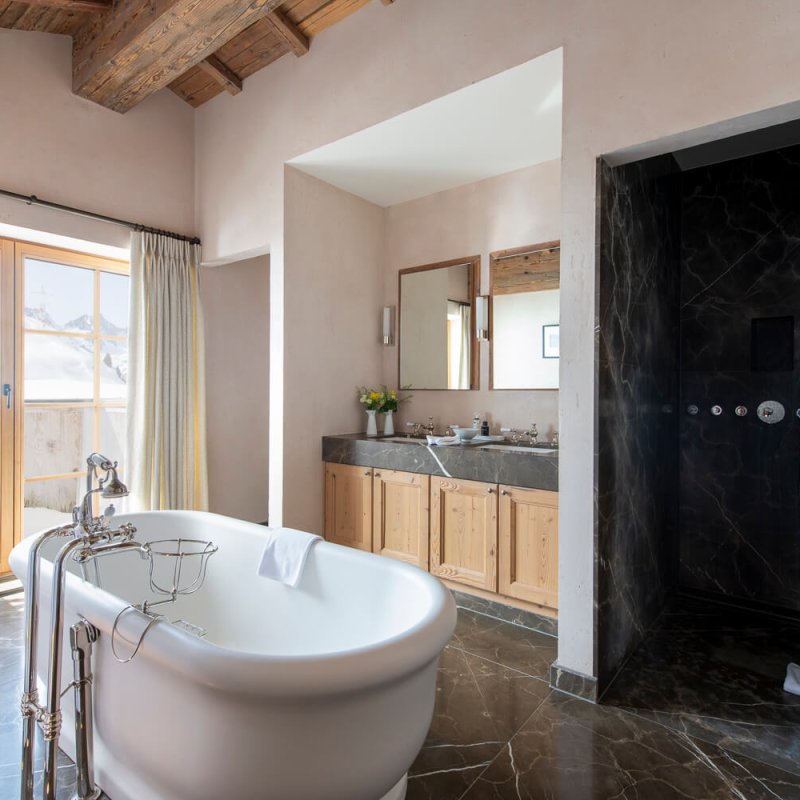 Bathroom with view - Chalet Skyfall