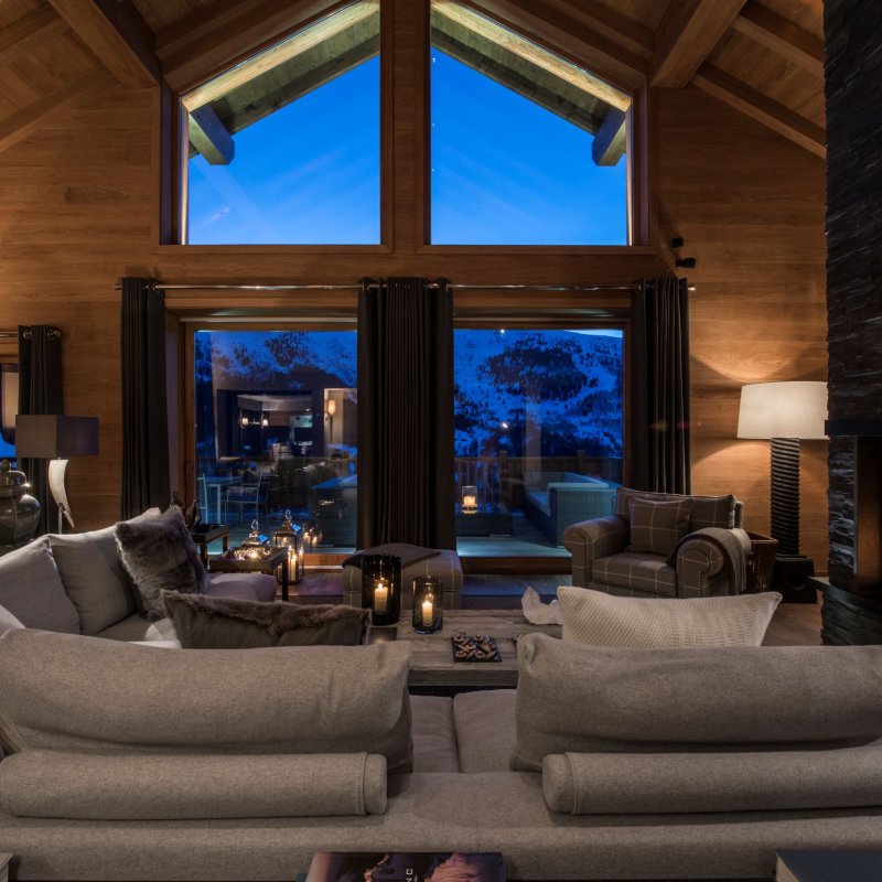 Chalet Le Grenier Meribel Living area and fire place