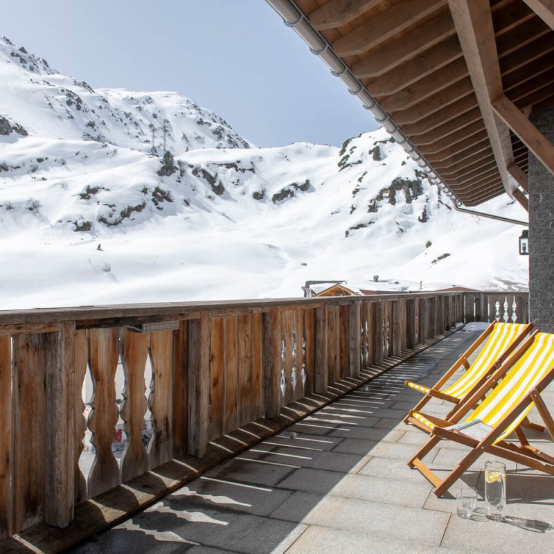 Terrace with deckchairs - Chalet Skyfall